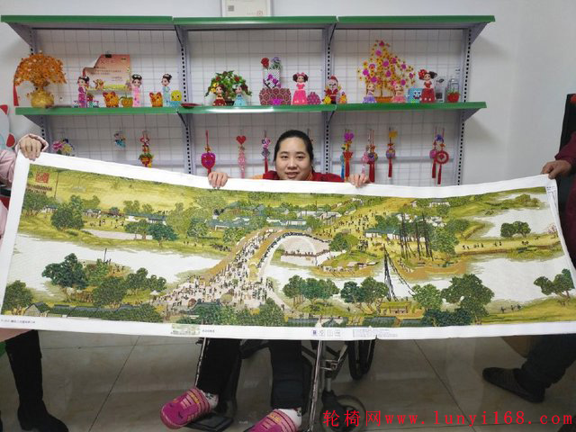 網(wǎng)紅輪椅媽媽的手工作品